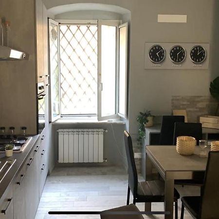 Crystal Home Специя Екстериор снимка